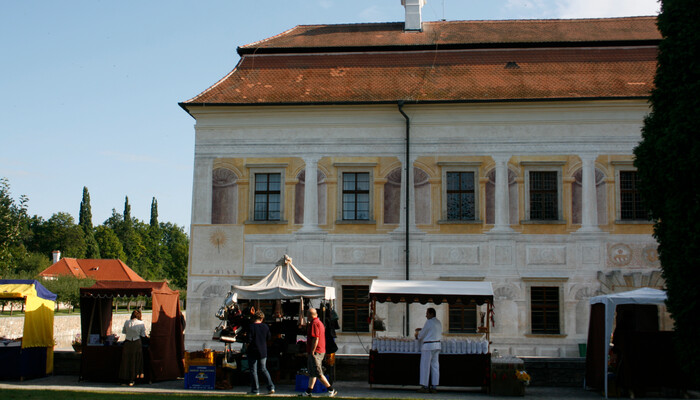 Pouť na Kratochvíli s jarmarkem